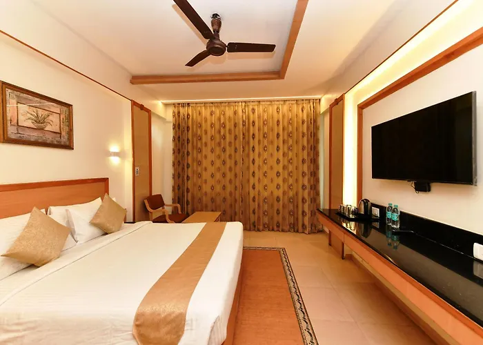 Hotel Roopa